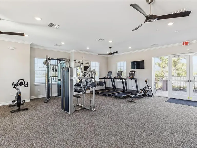 8029 Cedar Key Way — Photo 4
