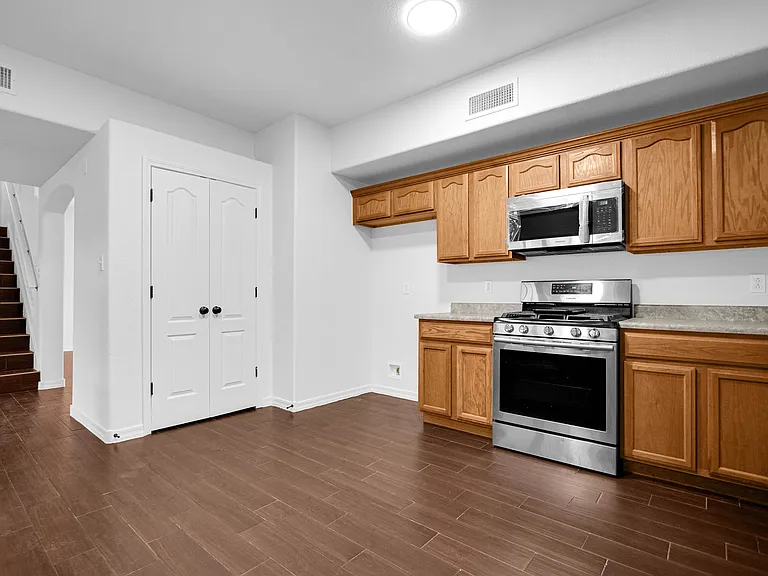 7085 Century Plant Dr — Photo 15