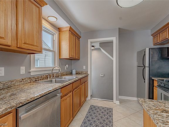 4th image of 4157 Verona Rd