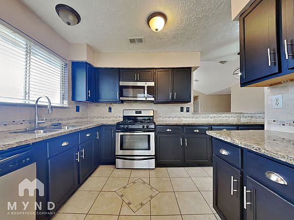 5th image of 726 Beechbend Dr