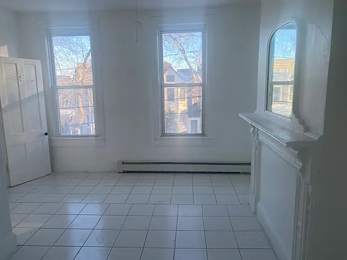 121 Highland Ave #1 Photo 1