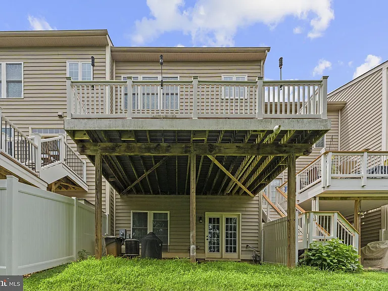 21268 Park Grove Ter — Photo 91