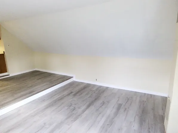 18 Walnut St #2, Potsdam, NY 13676