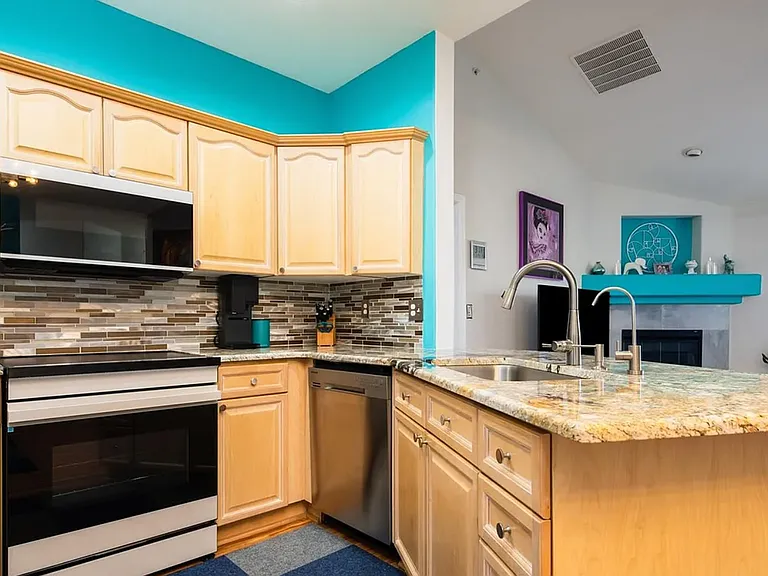 7435 S Alkire St #302 — Photo 6