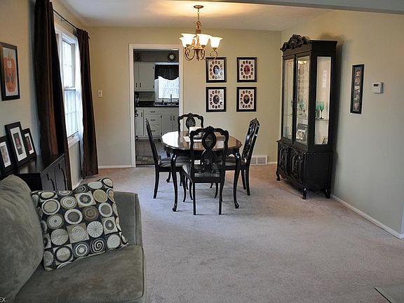 3rd image of 22235 Sycamore Dr