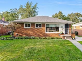 21537 Share St, Saint Clair Shores, MI