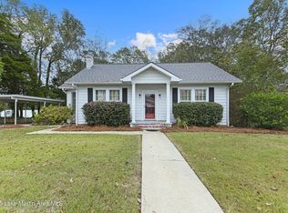 823 Maple St, Alexander City, AL 35010