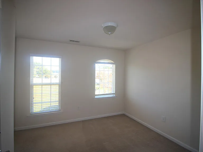 8809 Macedonia Lake Dr — Photo 24