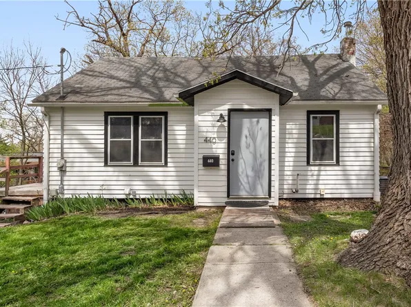 440 E Front St, Colfax, IA 50054