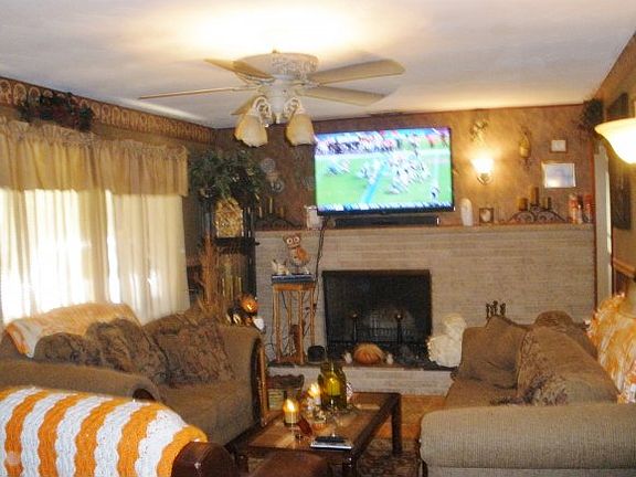 4th image of 3621 Rustic Hills Dr