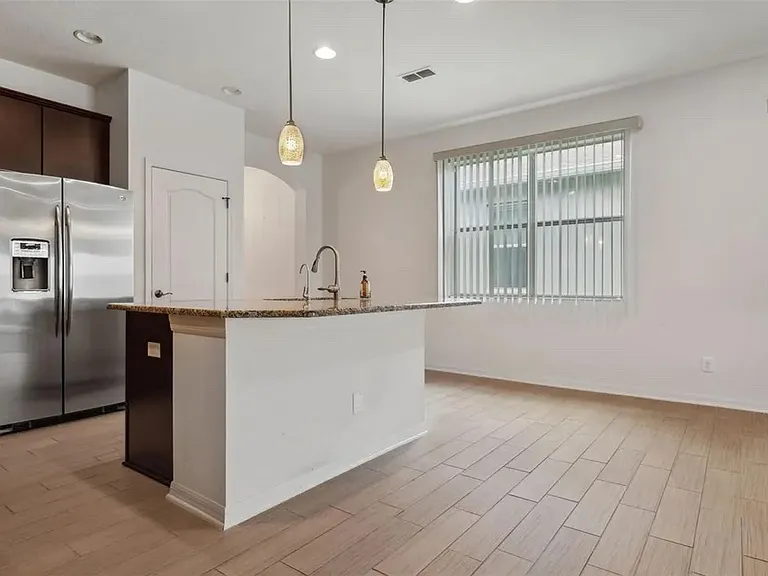 10625 Pictorial Park Dr — Photo 5