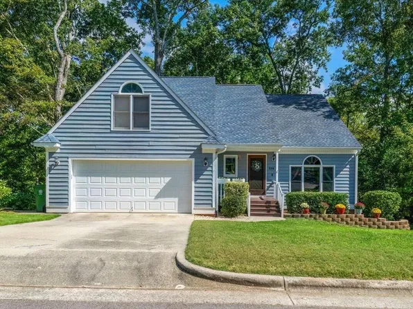 114 Ripley Ct, Cary, NC 27513