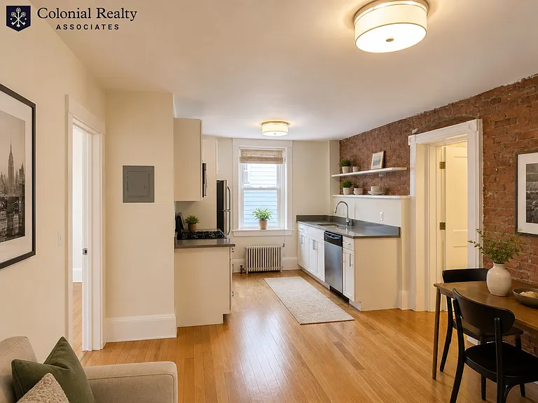 83 Harvard St #21 — Photo 14