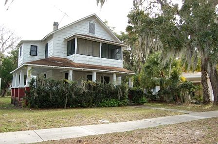 1st image of 511 Live Oak St