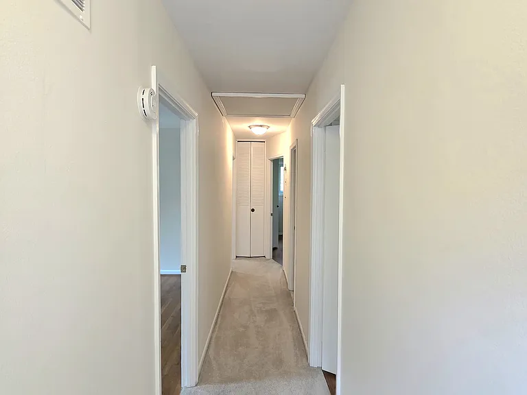 111 Tamarisk Ct — Photo 23