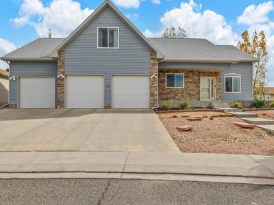 3250 Wheat Grass Dr, Montrose, CO, 81401