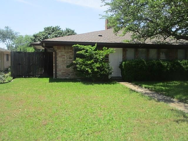 1st image of 502 Towne House Ln