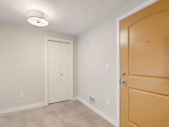 5th image of 1920 5th Ave N APT 301