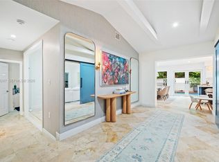 200 W Mashta Dr, Key Biscayne, FL 33149