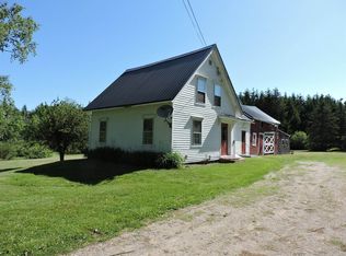 195 Sawyer Rd, Hampden, ME 04444
