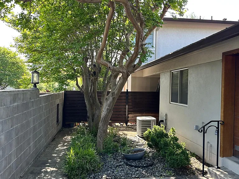 8905 Tronewood Dr #C — Photo 5