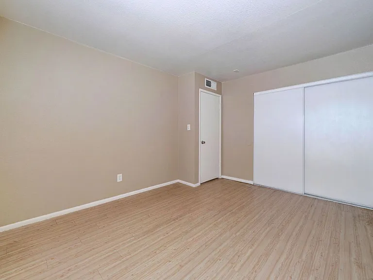 3840 N 43rd Ave #2 — Photo 19