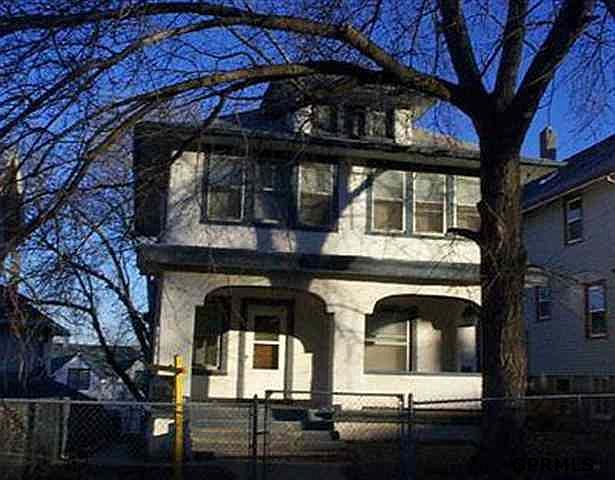 1st image of 3150 N Chicago St