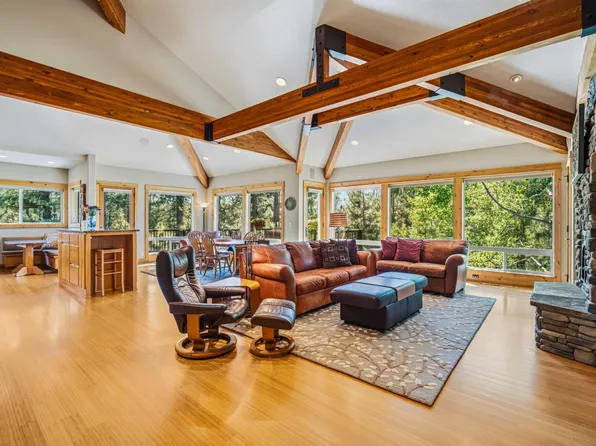 57733 Wallowa Loop, Sunriver, OR 97707