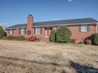 100 Stowe Rd, Belmont, NC 28012