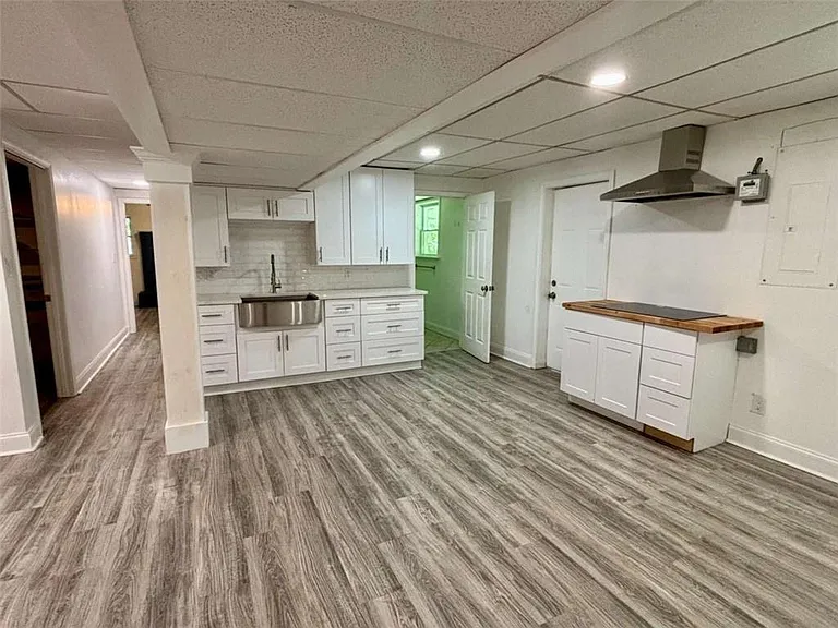 2712 Sherlock Dr #B — Photo 3