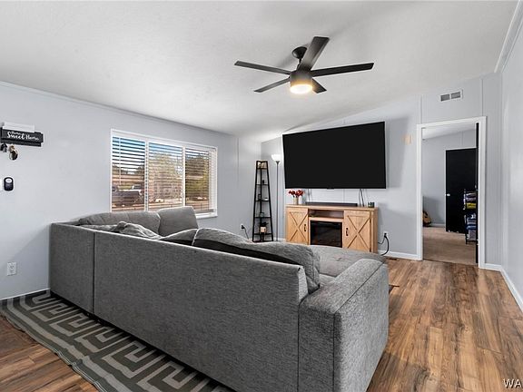 3rd image of 3911 E Neal Avenue