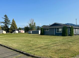 910 Sumas Ave, Sumas, WA 98295