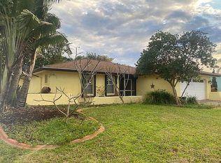 1214 SE 26th St, Cape Coral, FL 33904