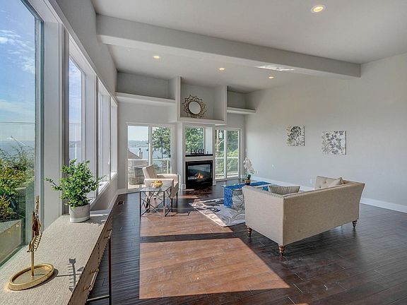3rd image of 8115 NE 110th Pl