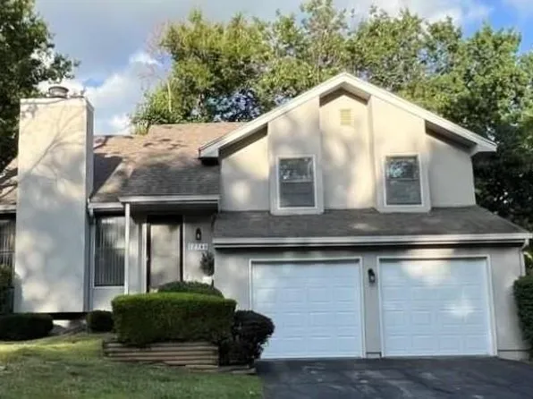 12748 W 108th St, Overland Park, KS 66210