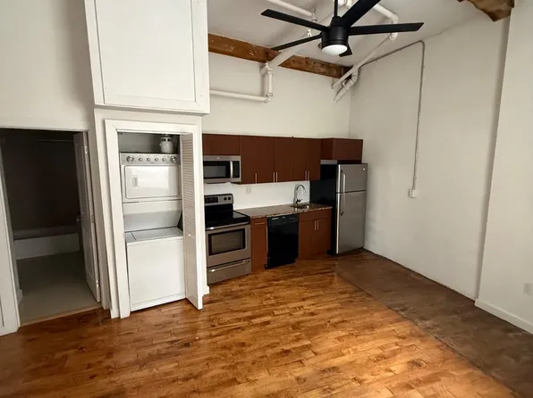4 Leverington Ave APT 205, Philadelphia, PA 19127