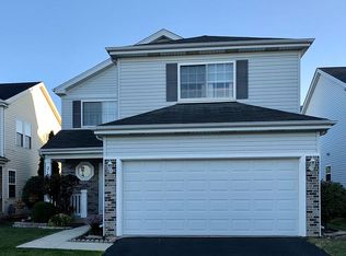 21542 Gray Wing Dr, Crest Hill, IL 60403