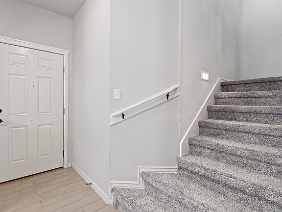 3rd image of 14661 Rockbridge Ave