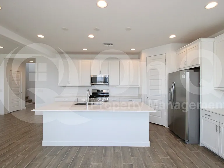 8239 E Petunia Ave — Photo 28
