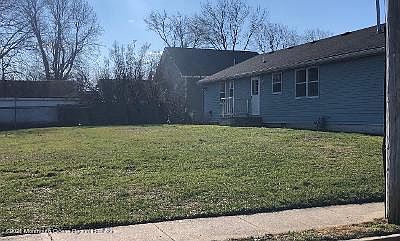 2nd image of 604 Shore Rd