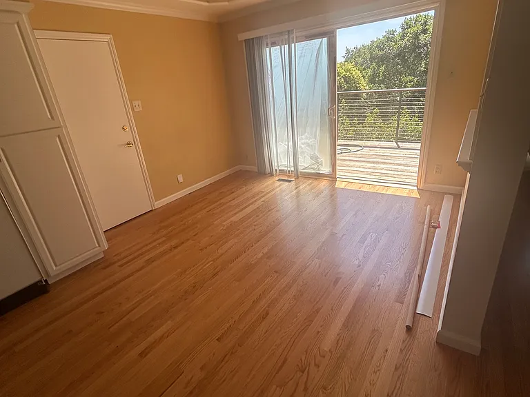 2425 Coronet Blvd — Photo 3