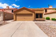 Welcome to your updated home minutes from parks & Downtown Gilbert!