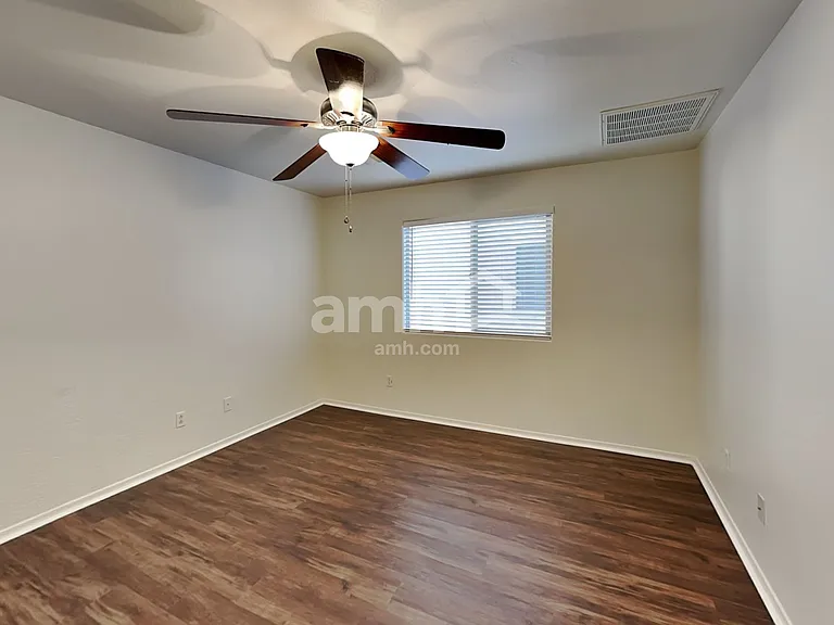 21967 W Sonora St — Photo 10