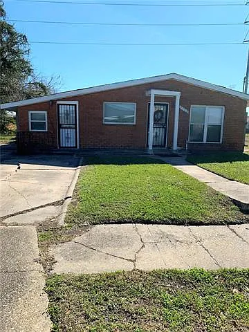 4722 Mithra St Photo 1