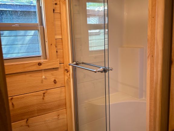 5th image of 1008 River Rd #4