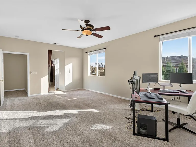 9362 Lost Springs Ct — Photo 9
