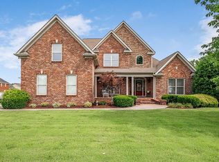 915 Shoreham St, Murfreesboro, TN 37130