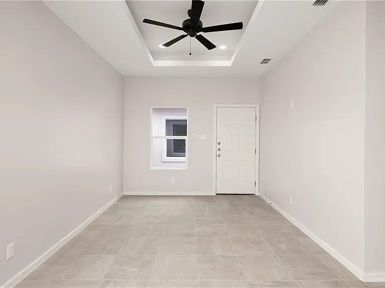 2501 Hilltop Ave #2 — Photo 5