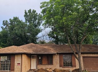 1016 Edmondson Dr, Irving, TX 75060