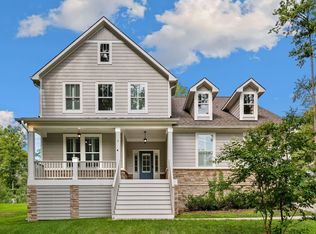 8 Shelly Pl, Durham, NC 27707